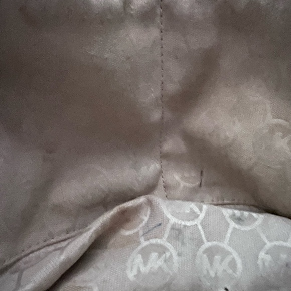 Black Michael Kors hobo bag - Picture 10 of 12